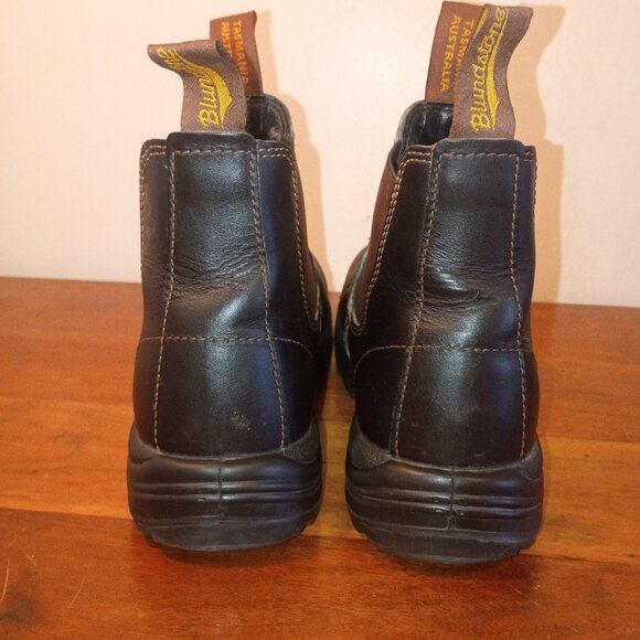 BLUNDSTONE Australia Safety Rated Steel Toe Chelsea Boot M7/W9 US Black Leather main image 12